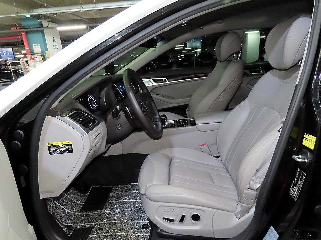 Genesis G80 - Vista 8