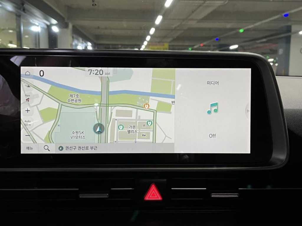 HYUNDAI Ioniq 6 - Vista 9