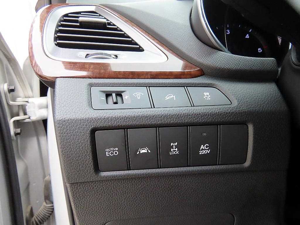 HYUNDAI Santa Fe - Vista 11