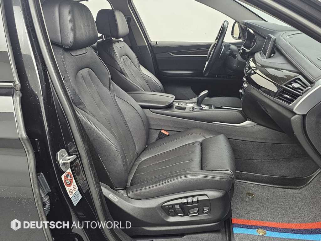 BMW X6 - Vista 12