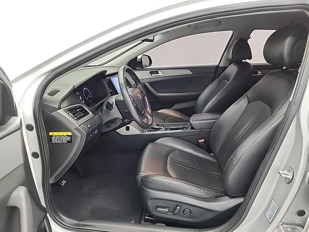 HYUNDAI Sonata - Vista 11