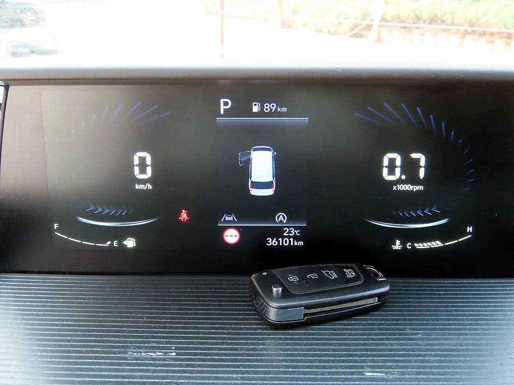 HYUNDAI Staria - Vista 8