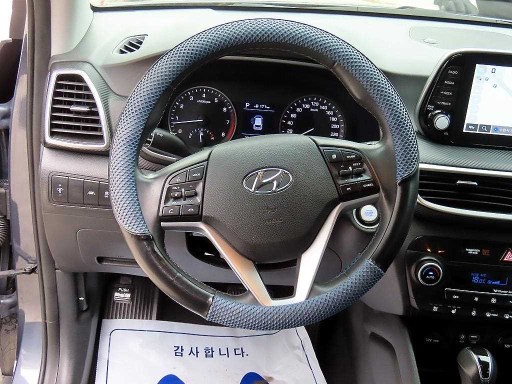 HYUNDAI Tucson - Vista 8
