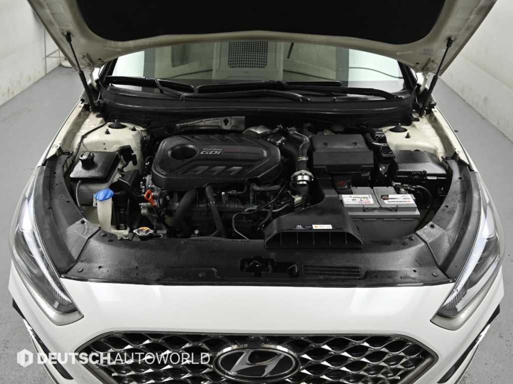 HYUNDAI Sonata - Vista 6