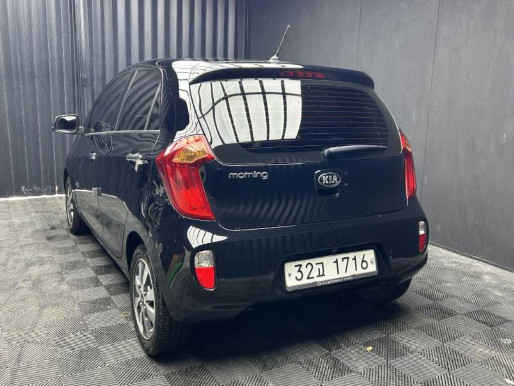 KIA Morning - Vista 3