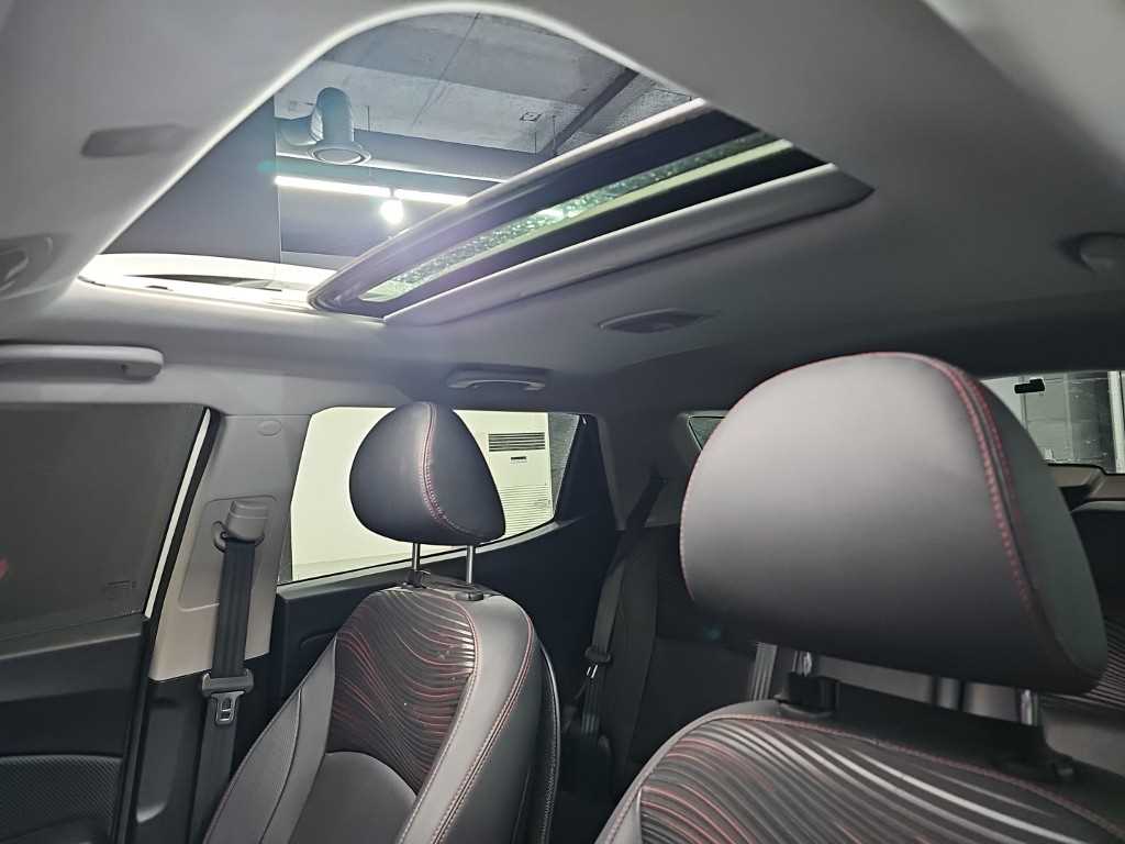 Ssangyong Tivoli 2019 Blanco - Importación desde Corea - HF Imports Iquique - Foto 13