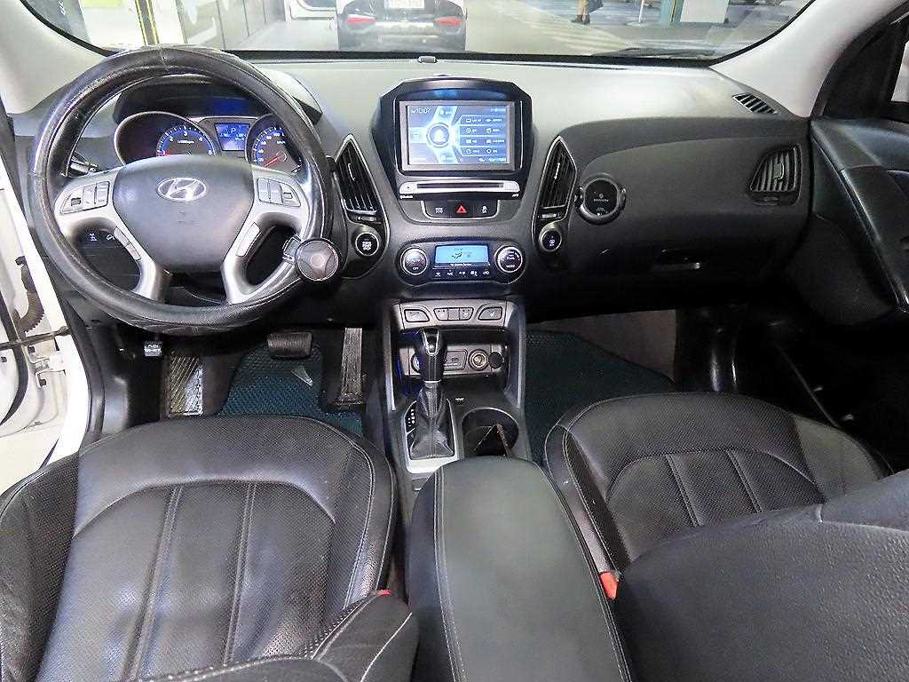 HYUNDAI Tucson - Vista 10