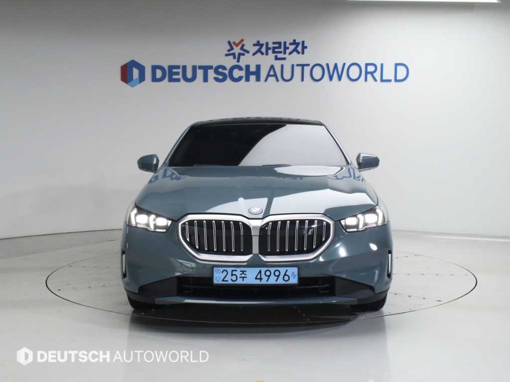BMW i5 - Vista 3