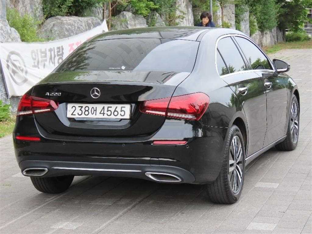 Mercedes Benz A Class - Vista 3