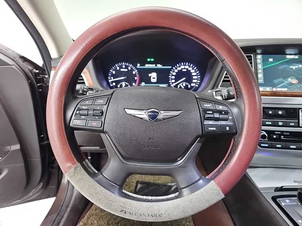 Genesis G80 - Vista 9