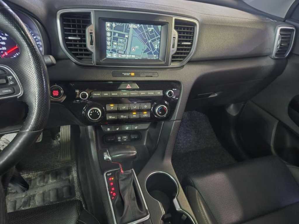 KIA Sportage - Vista 11