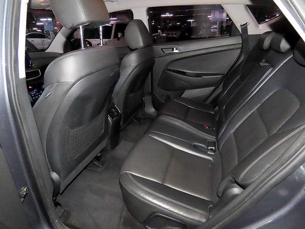 HYUNDAI Tucson - Vista 7