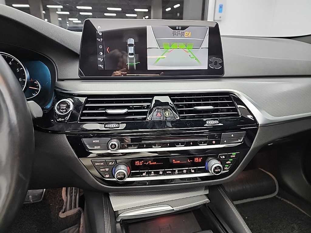 BMW 5 Series - Vista 10