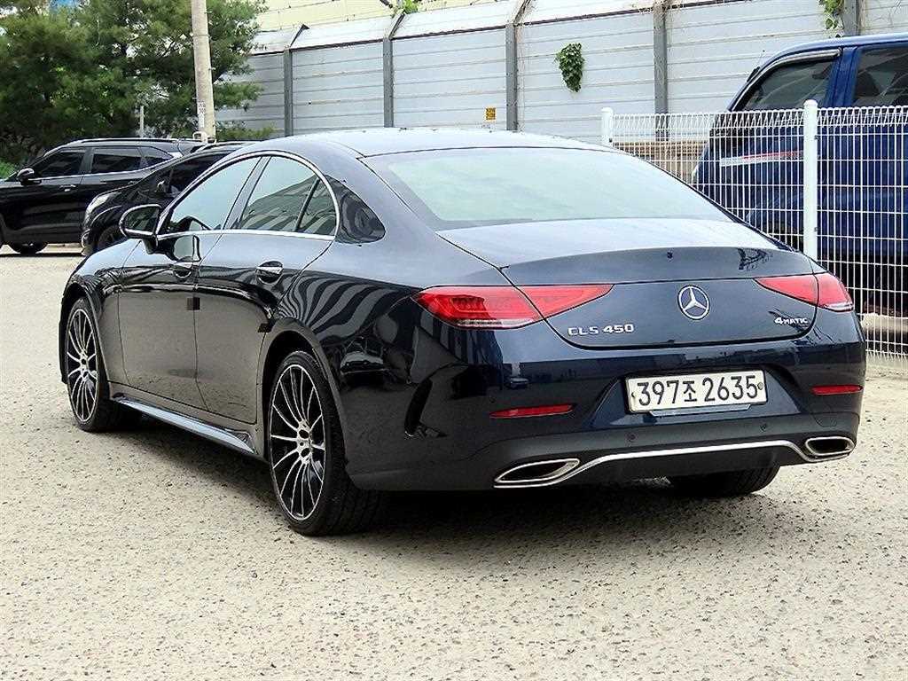 Mercedes Benz CLS Class - Vista 5