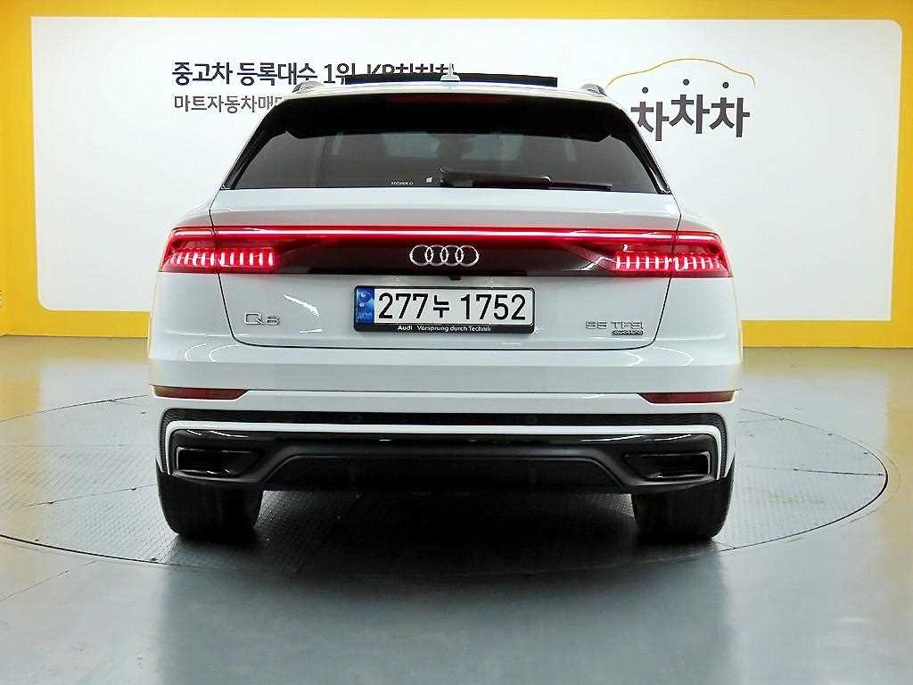 Audi Q8 - Vista 3