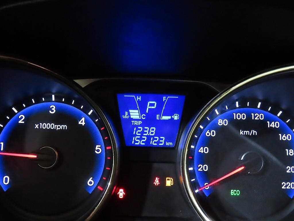 HYUNDAI Tucson - Vista 9