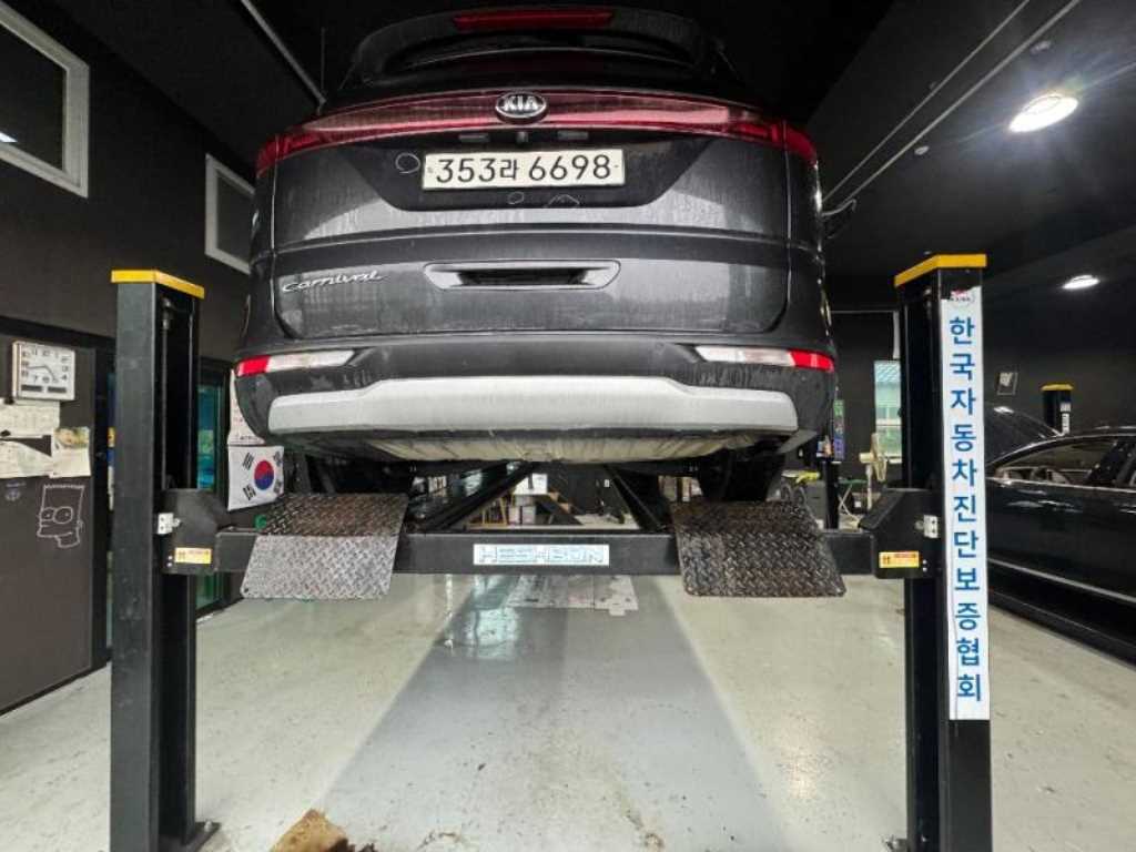 KIA Carnival - Vista 2