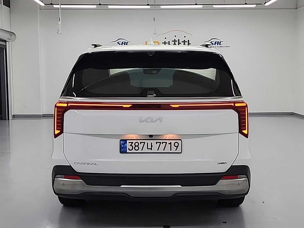 KIA Carnival - Vista 3
