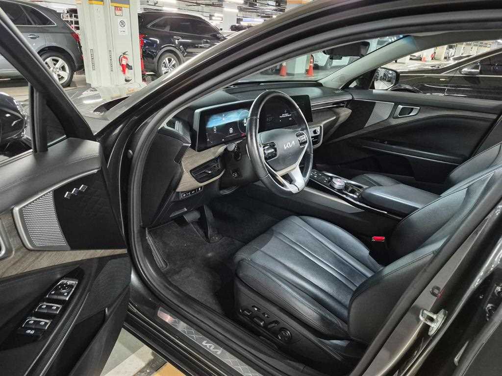 KIA K8 - Vista 8