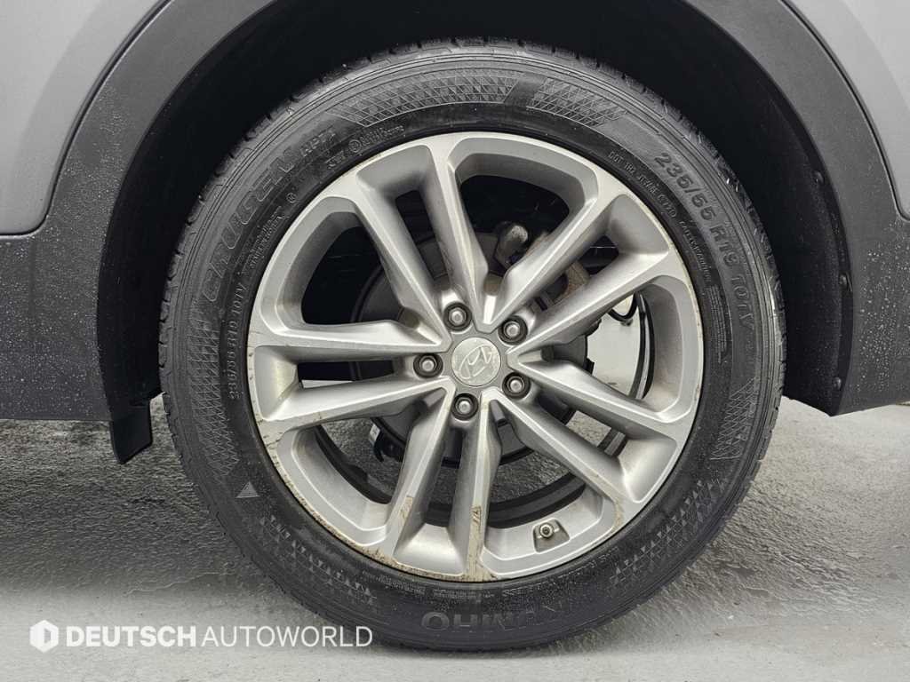 HYUNDAI Santa Fe - Vista 6