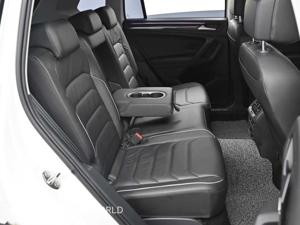 Volkswagen Tiguan - Vista 12