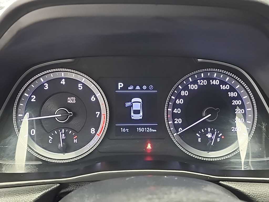 HYUNDAI Sonata - Vista 6