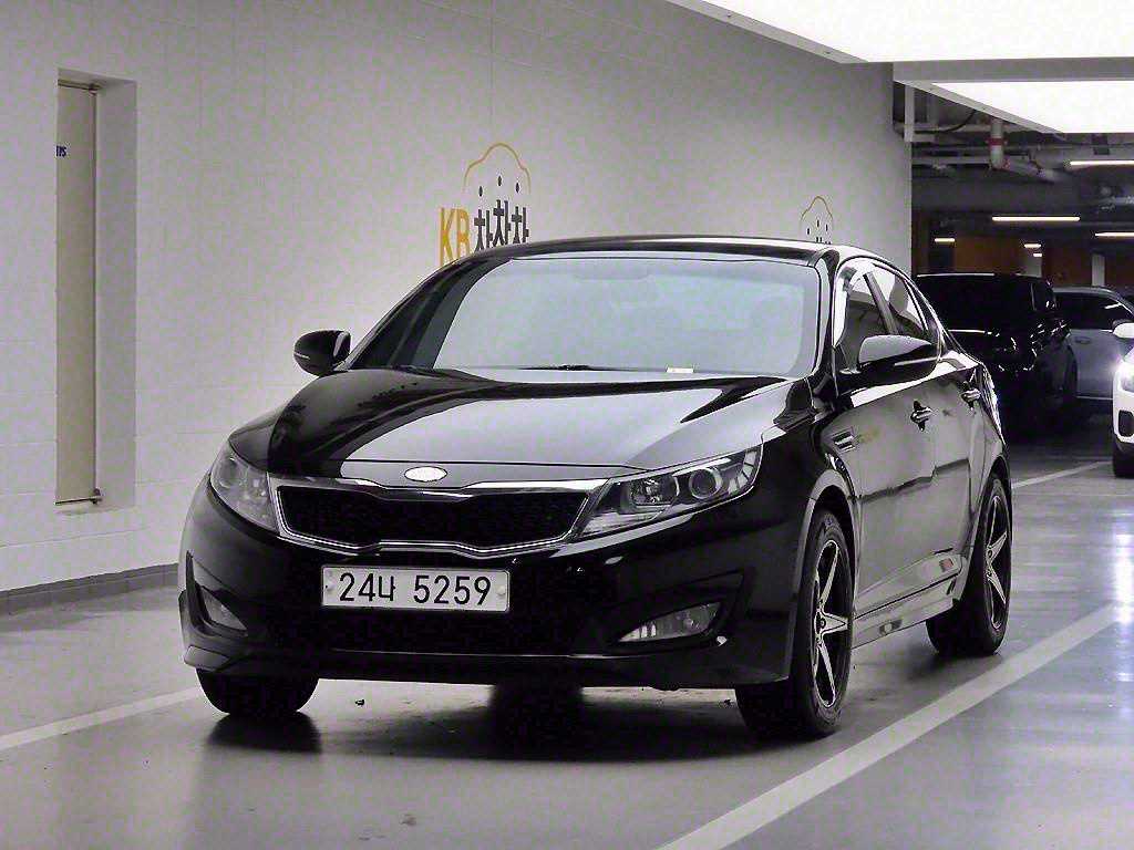 KIA K5 - Vista 2