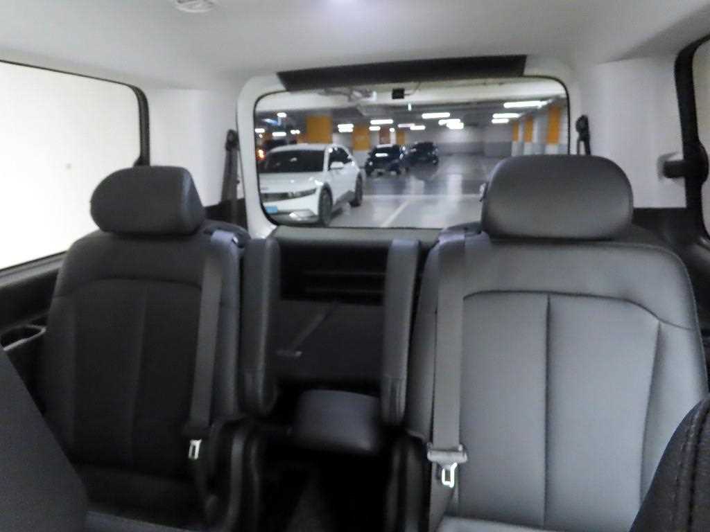 HYUNDAI Staria 2025 Blanco - Importación desde Corea - HF Imports Iquique - Foto 13