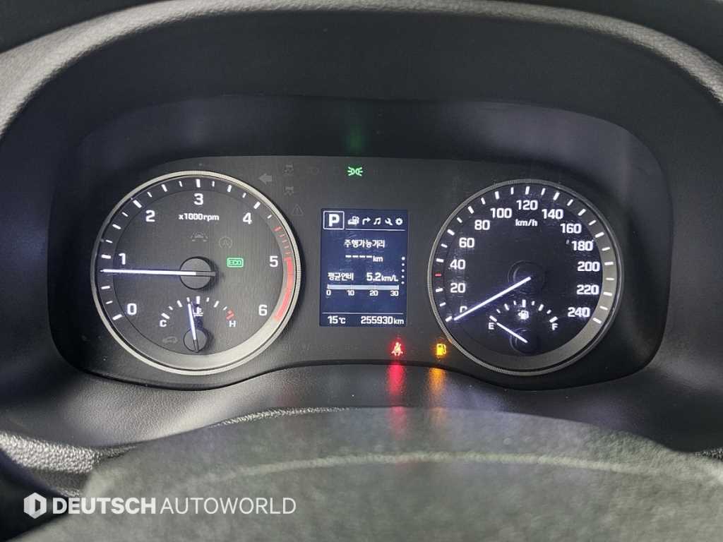 HYUNDAI Tucson - Vista 8