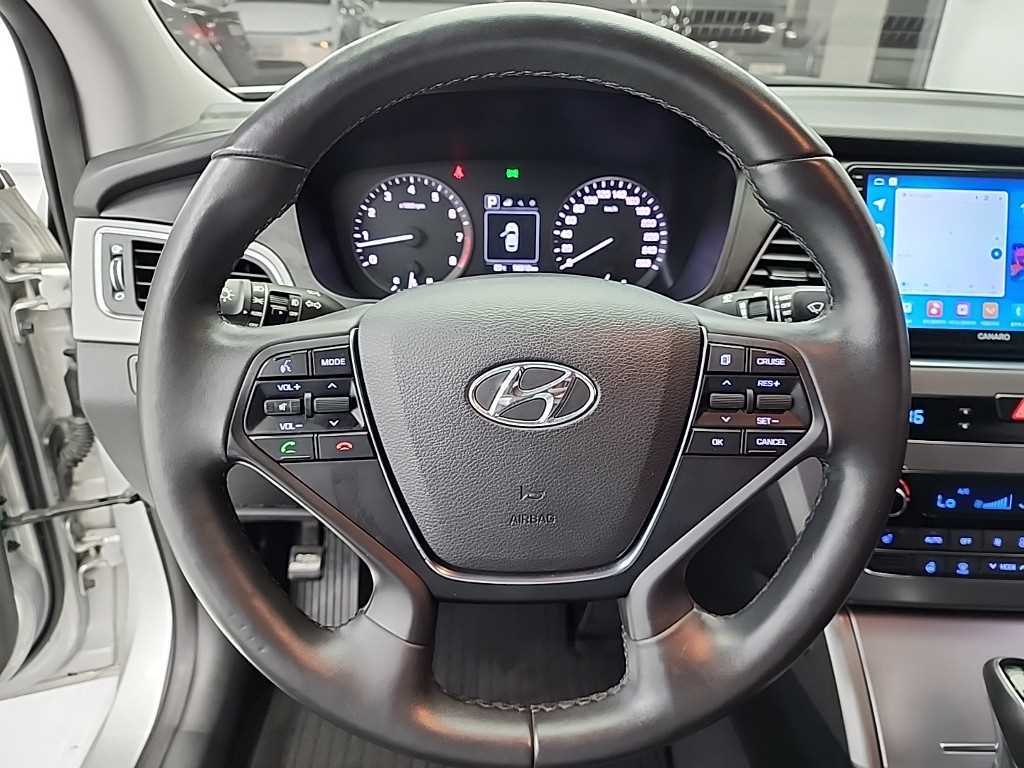 HYUNDAI Sonata - Vista 9