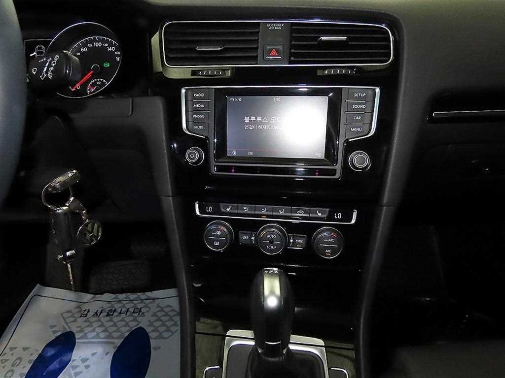 Volkswagen Golf 2014 Blanco - Importación desde Corea - HF Imports Iquique - Foto 18