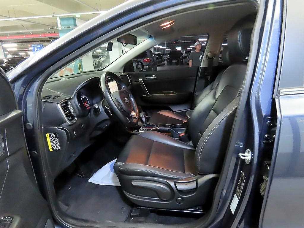 KIA Sportage - Vista 6