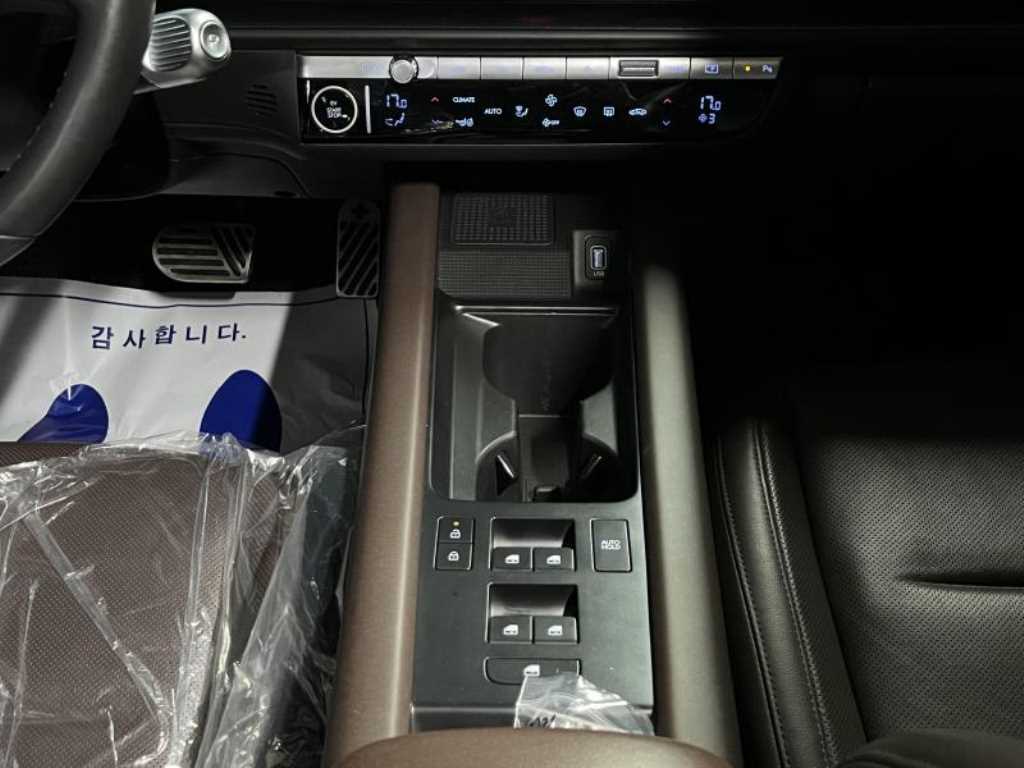 HYUNDAI Ioniq 6 - Vista 10