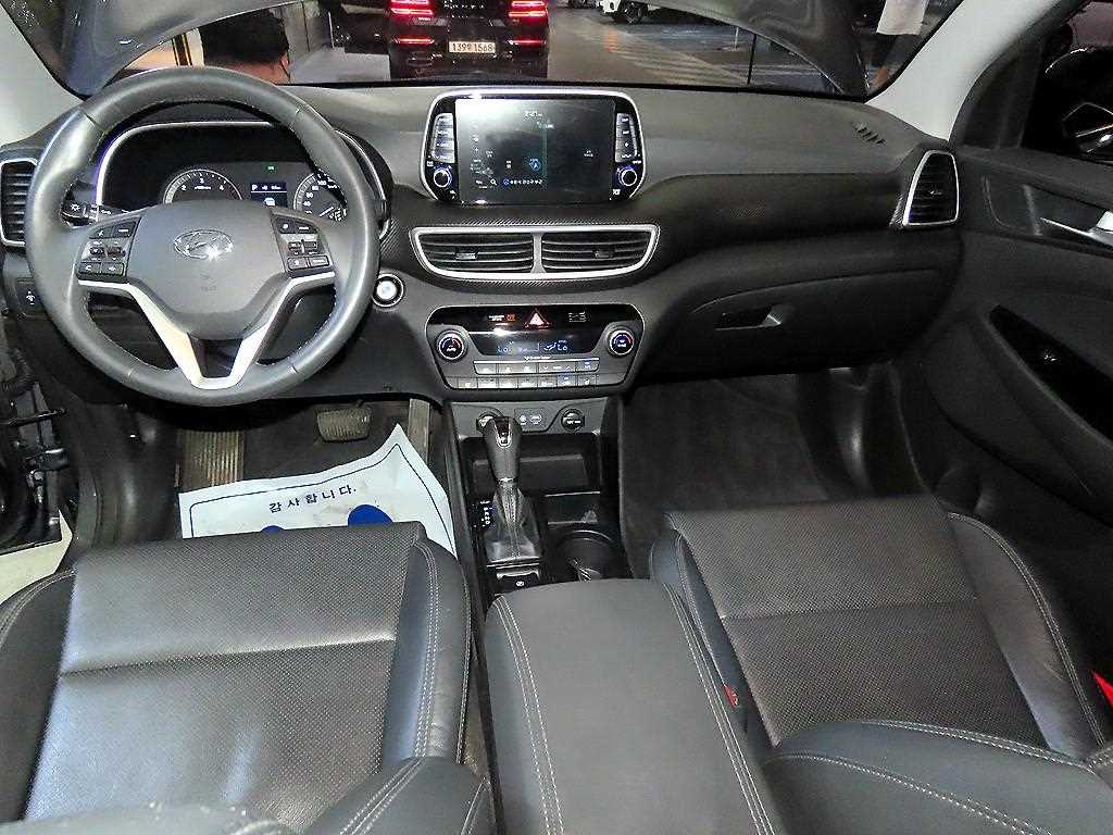 HYUNDAI Tucson - Vista 10