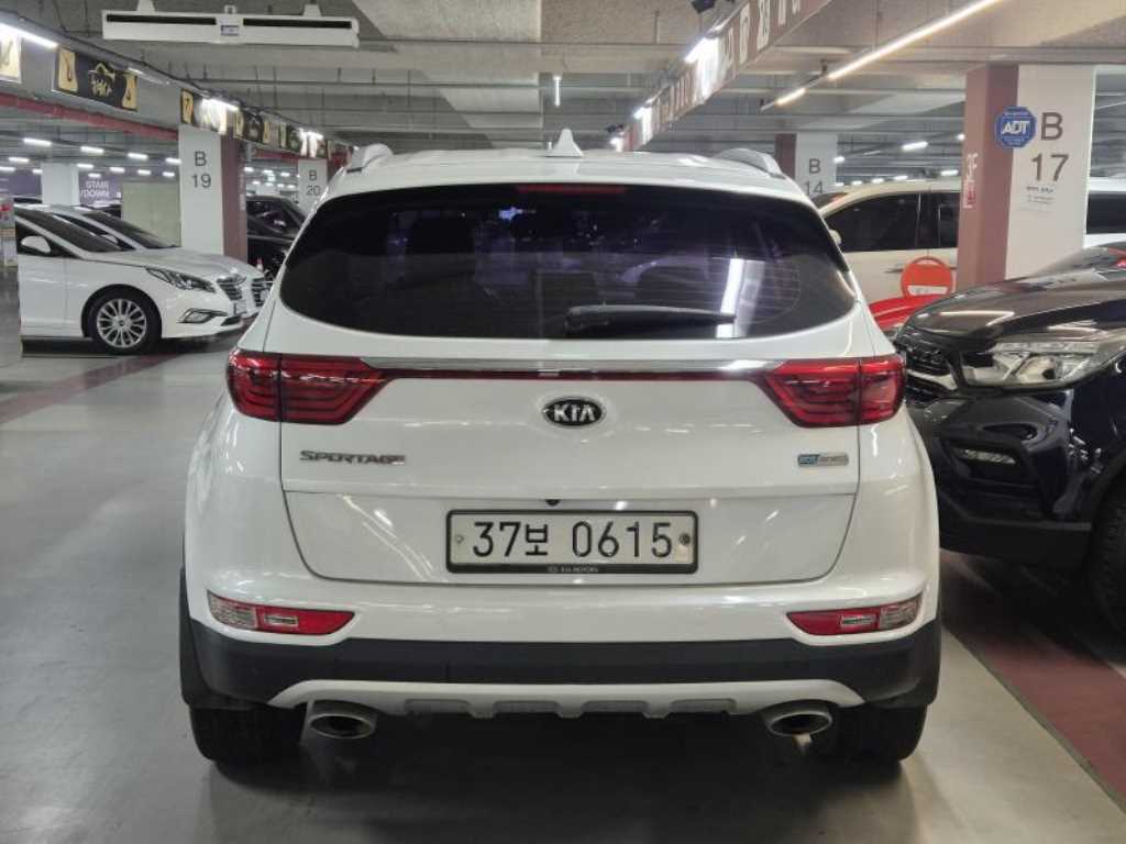 KIA Sportage - Vista 4