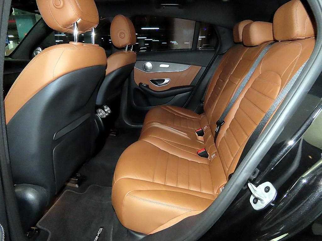 Mercedes Benz GLC Class - Vista 7