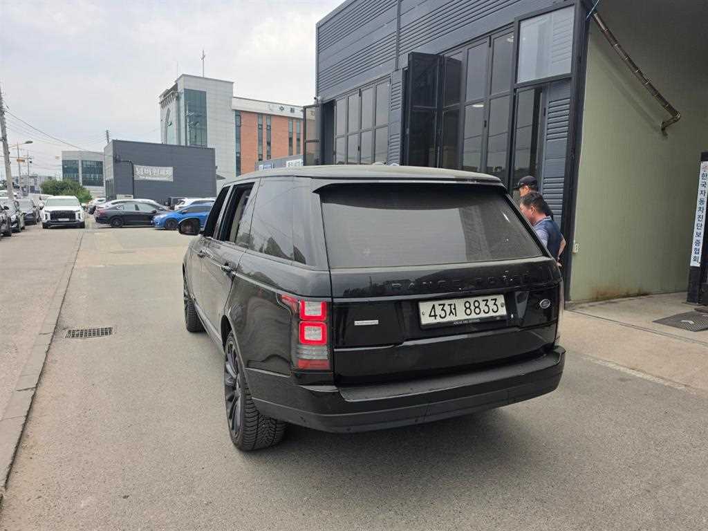 Land Rover Range Rover - Vista 3
