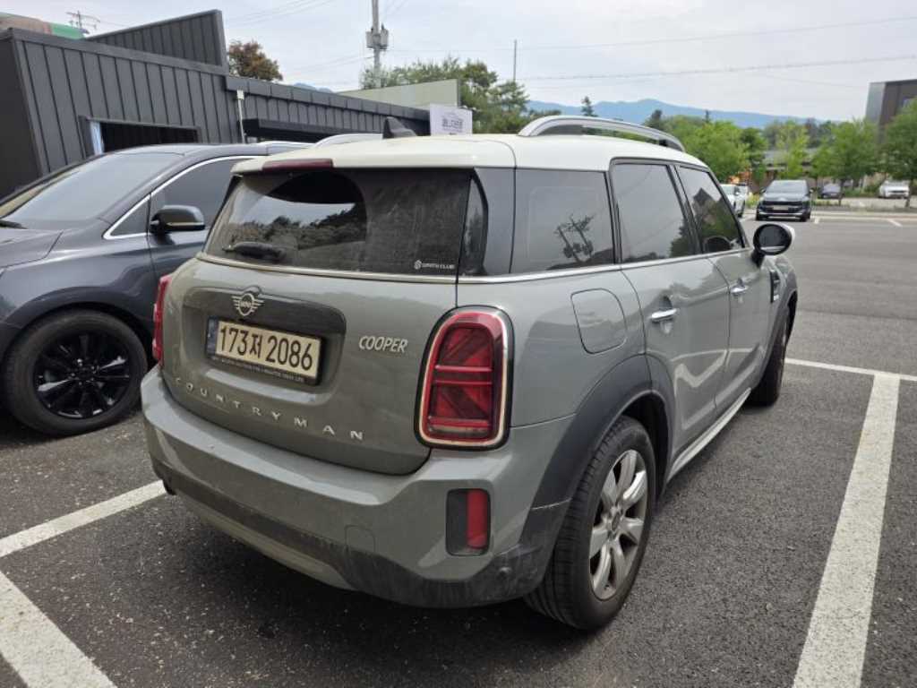 Mini Countryman - Vista 4