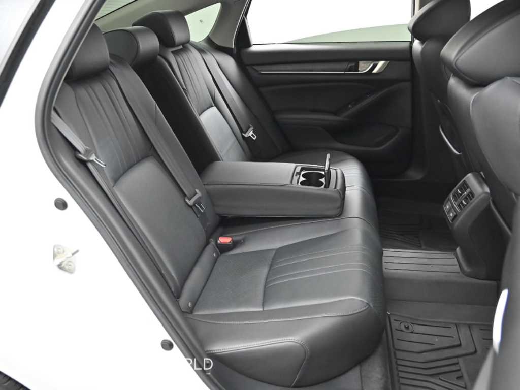 Honda Accord - Vista 12