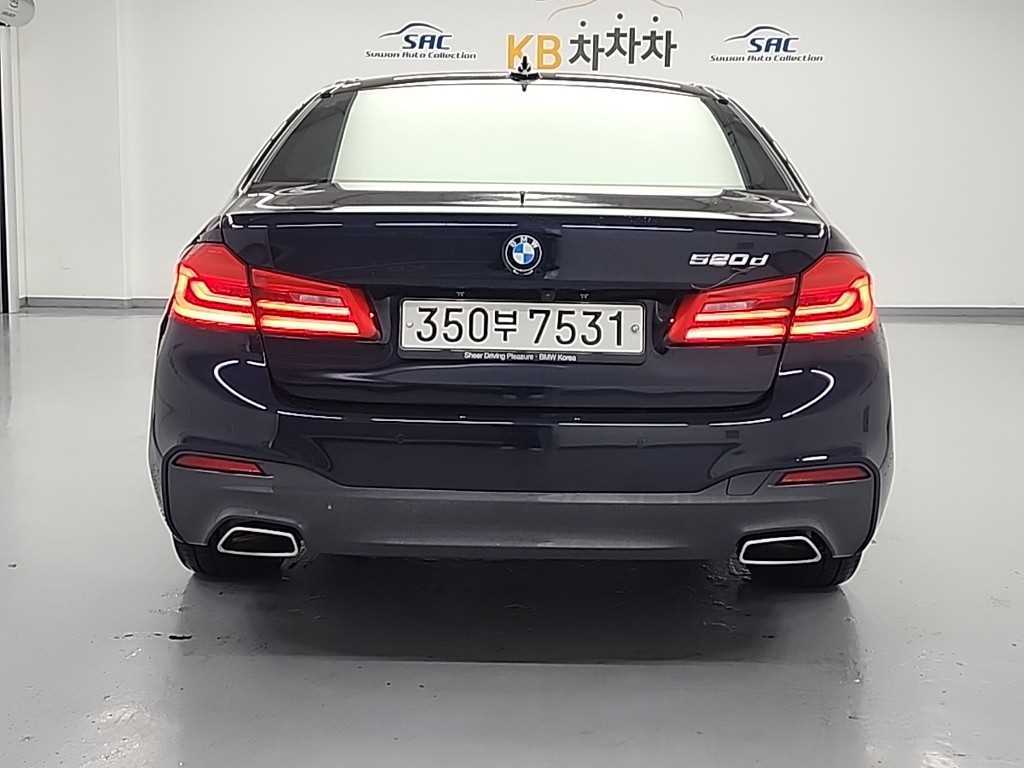 BMW 5 Series - Vista 4