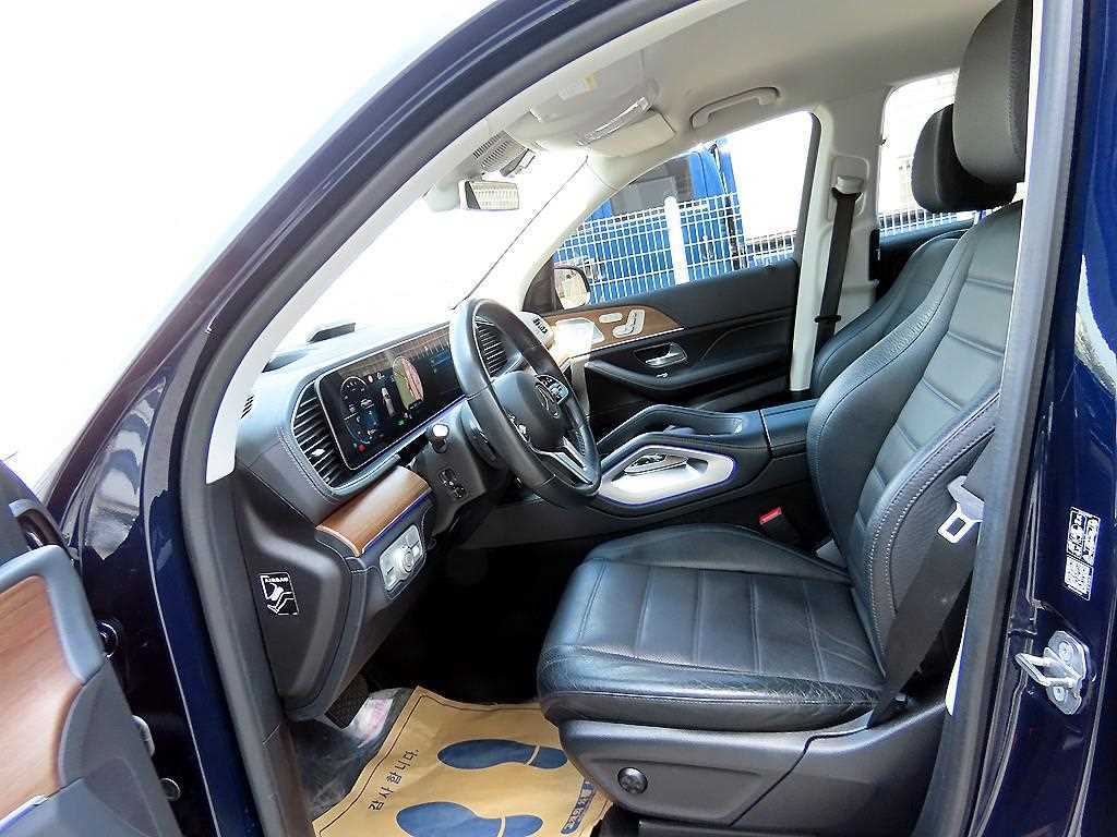 Mercedes Benz GLE Class - Vista 5