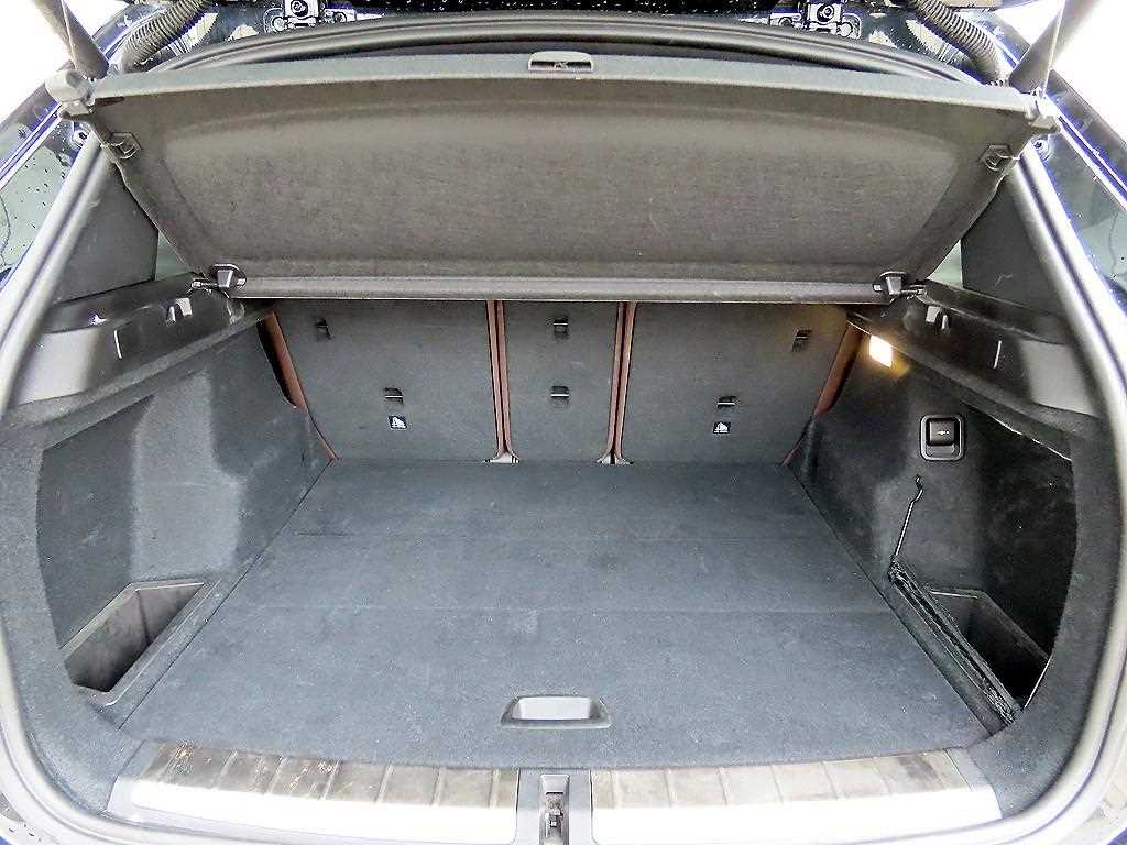 BMW X1 2022 Negro - Importación desde Corea - HF Imports Iquique - Foto 17