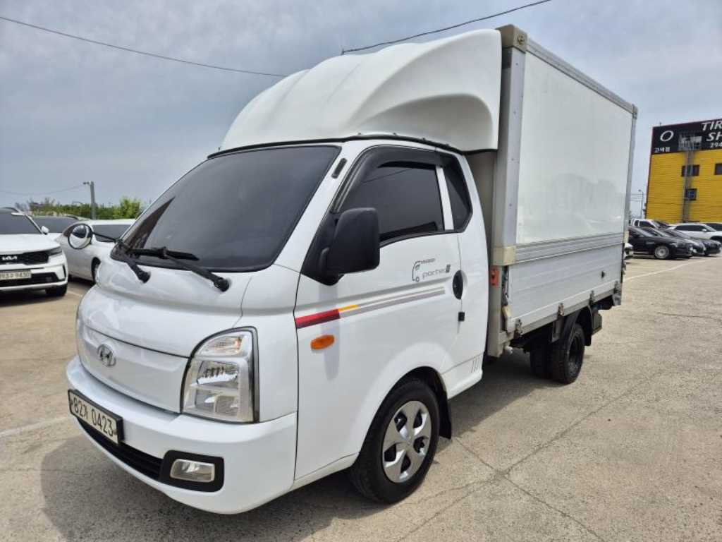 Small Truck Top_Wingbody 2020 Blanco - Importación desde Corea - HF Imports Iquique - Foto 1