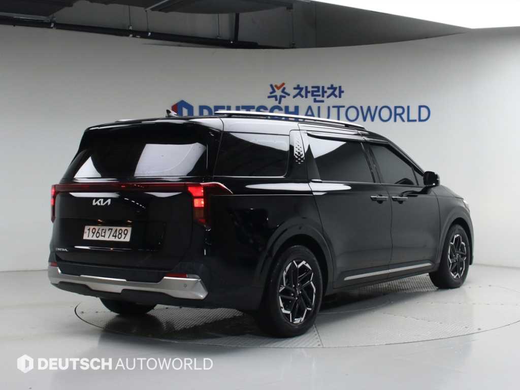 KIA Carnival - Vista 2