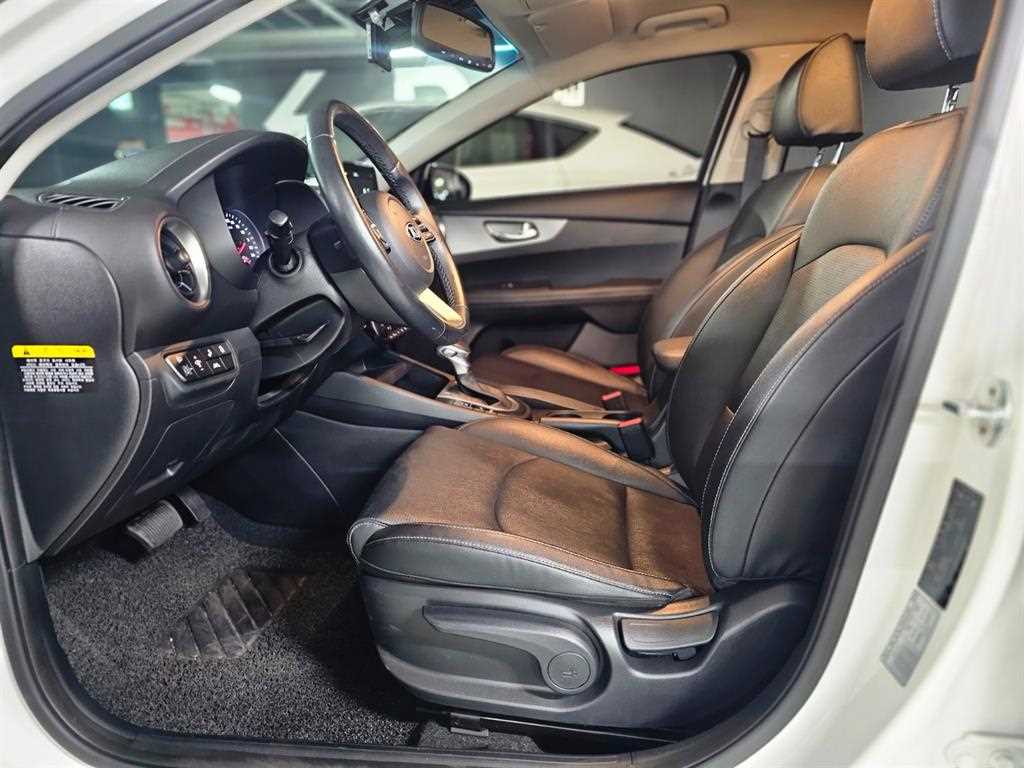 KIA K3 - Vista 6
