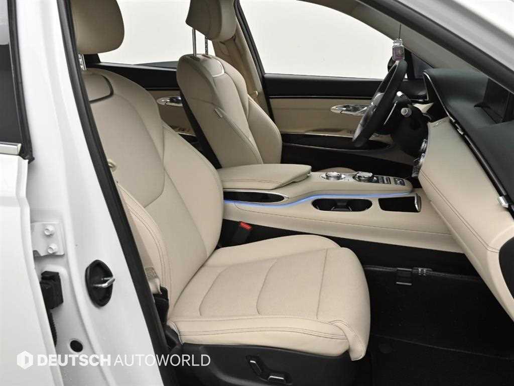 Genesis GV70 - Vista 10