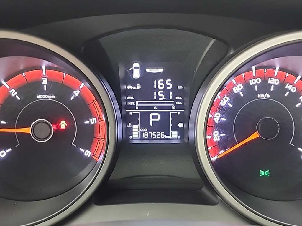 Ssangyong Tivoli - Vista 6