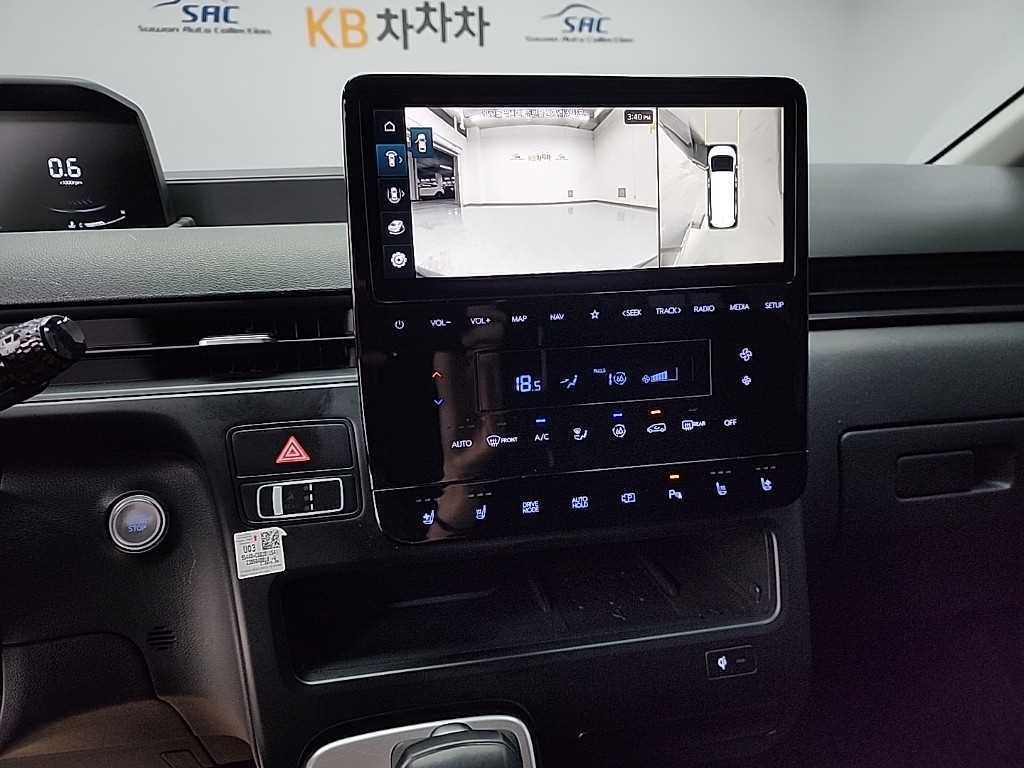 HYUNDAI Staria - Vista 10