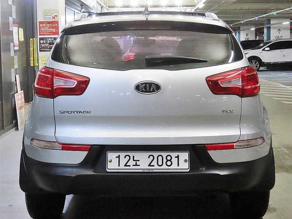 KIA Sportage - Vista 5