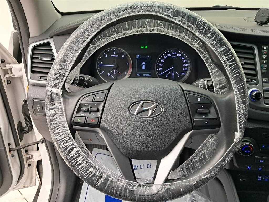 HYUNDAI Tucson - Vista 7